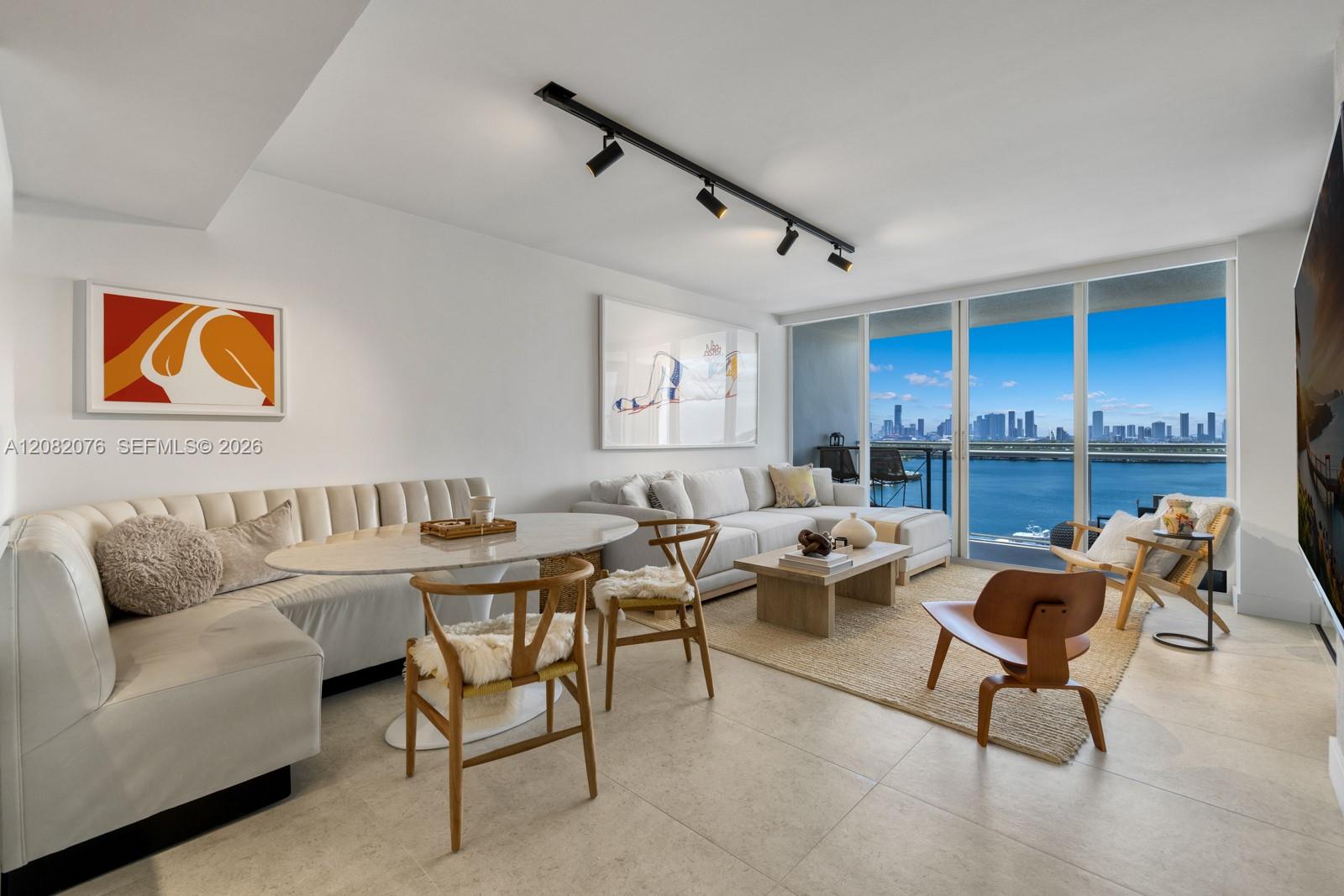 1800 Sunset Harbour Dr # 1210 — Photo 3
