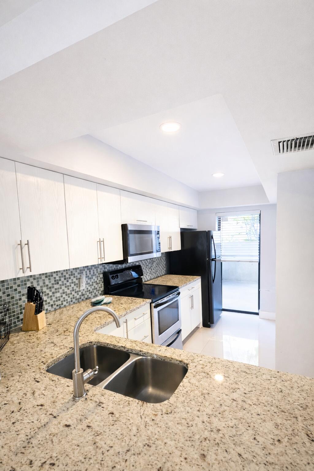 11596 NW 45th Street # 4, Coral Springs FL 33065