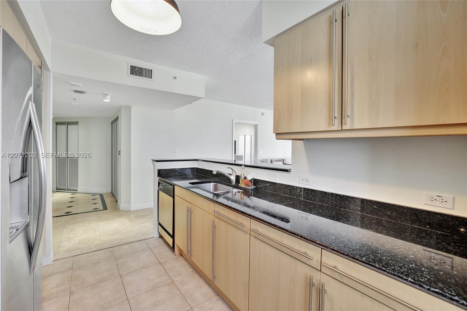 2080 S OCEAN DR # 1102 View 14