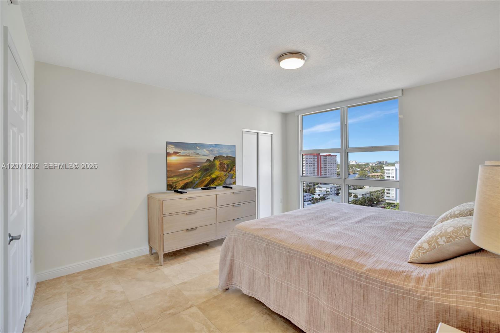 2080 S OCEAN DR # 1102 View 15