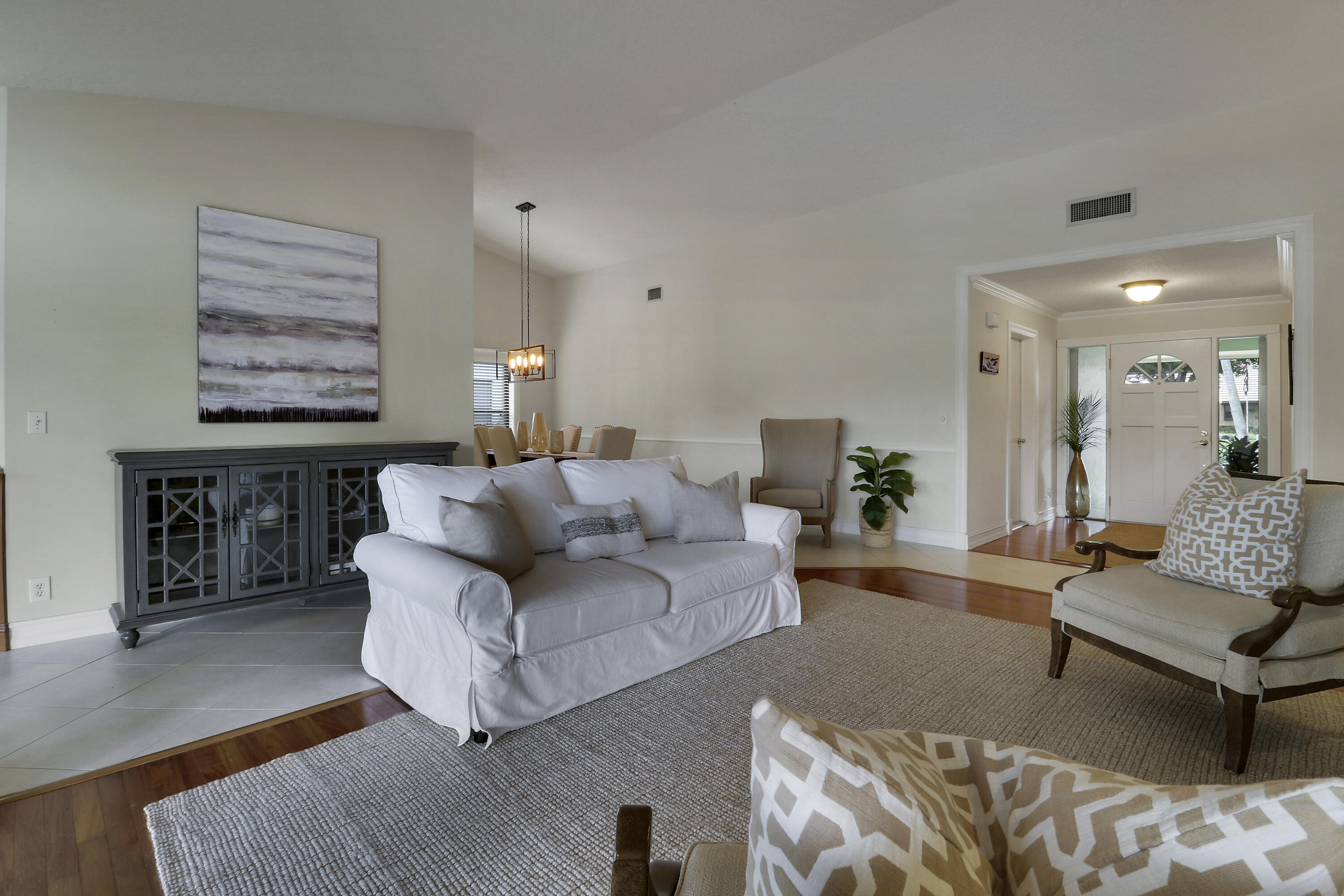 6577 WOODLOCH Court — Photo 4