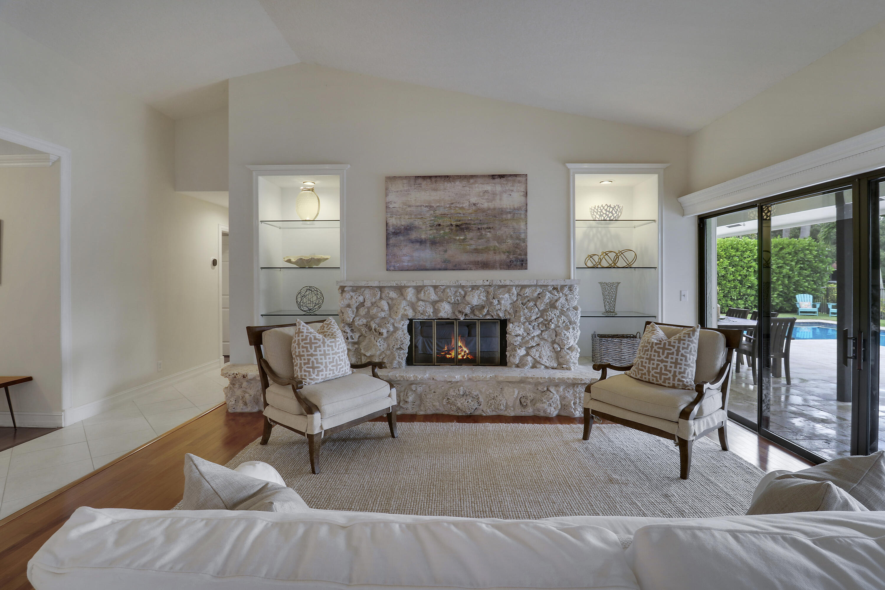 6577 WOODLOCH Court — Photo 5