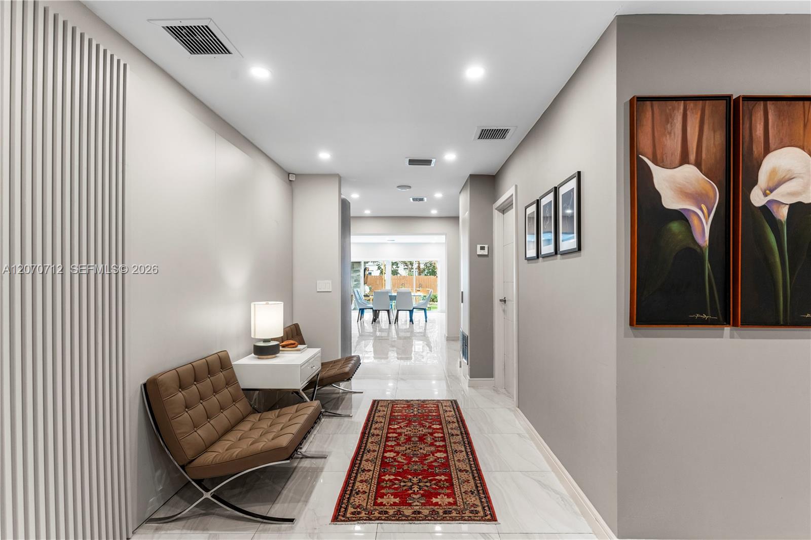 221 NE 44th St View 13