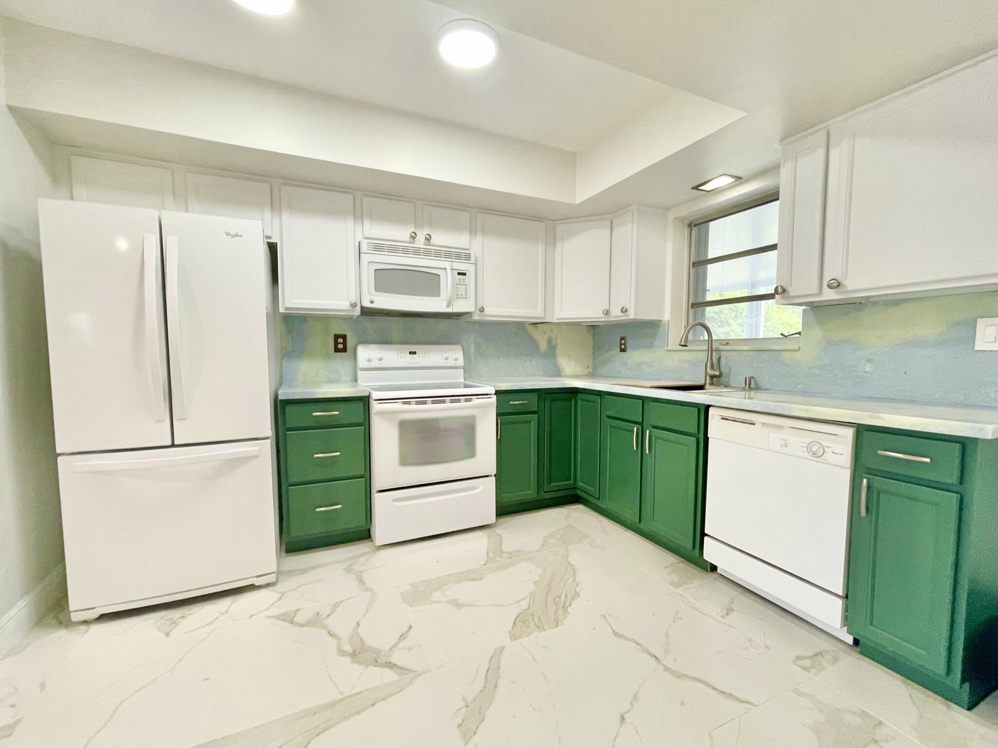 5630 Hollywood Boulevard, Hollywood FL 33021