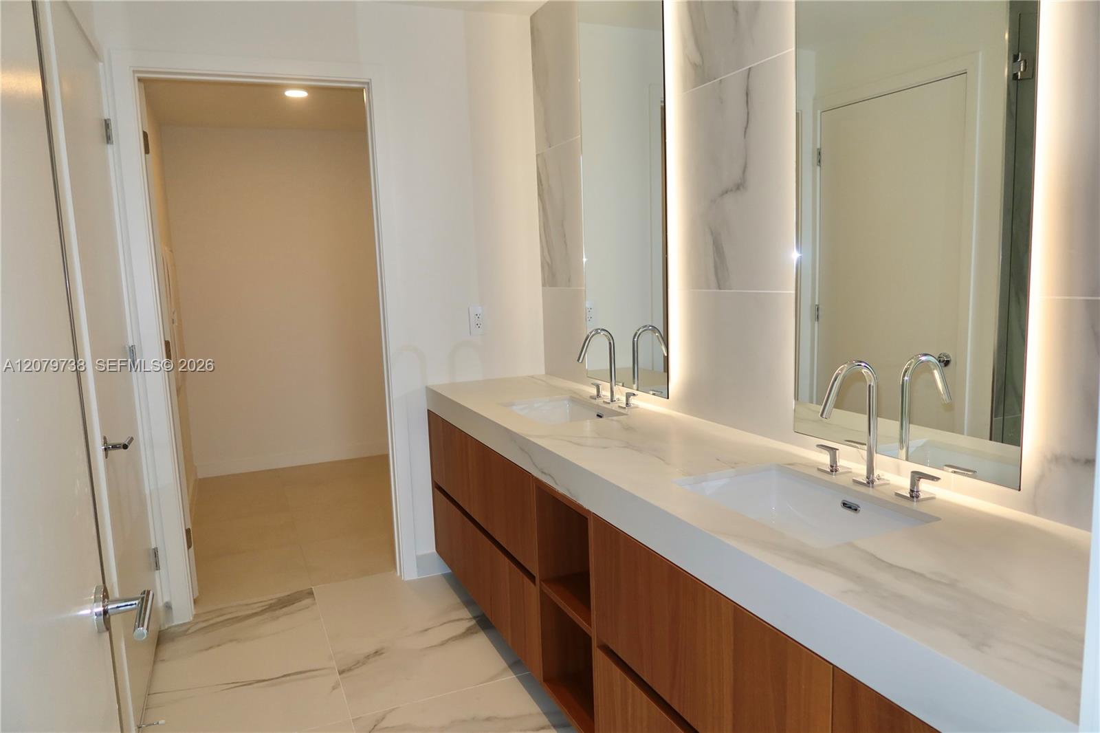 1400 biscayne blvd # 4502 — Photo 5