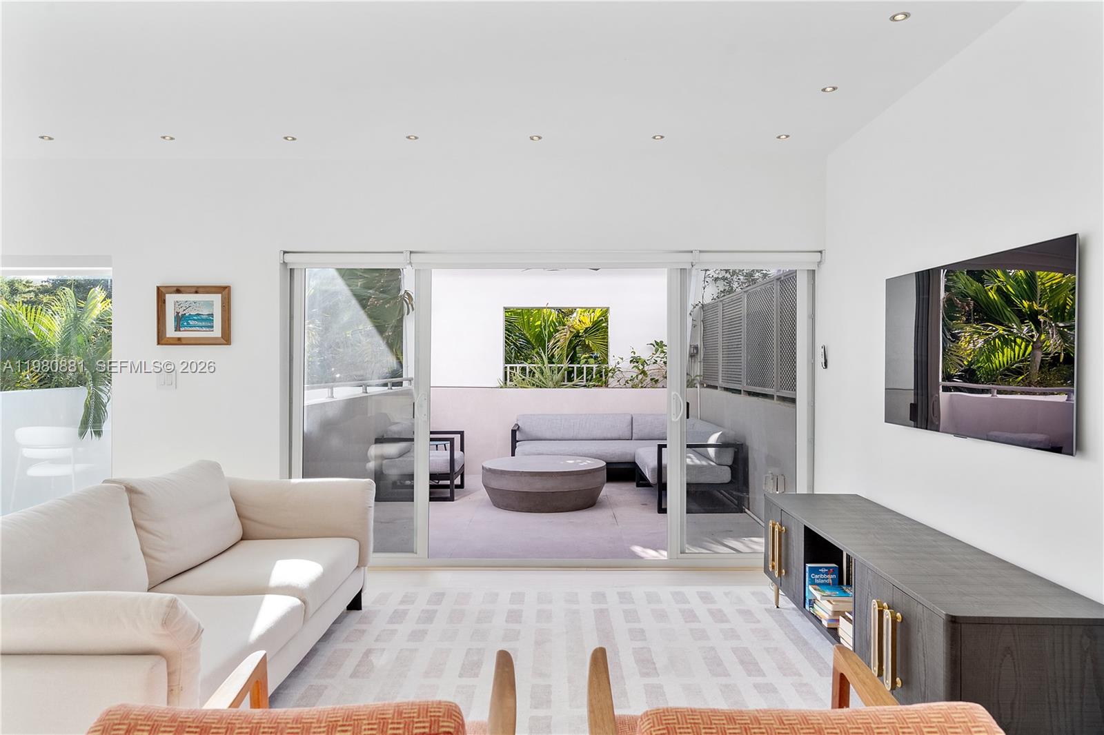 828 3rd St # 314, Miami Beach FL 33139