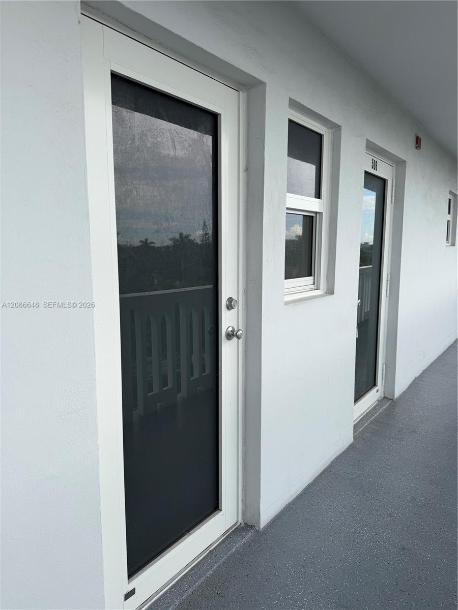 320 NE 12th Ave # 506, Hallandale Beach FL 33009