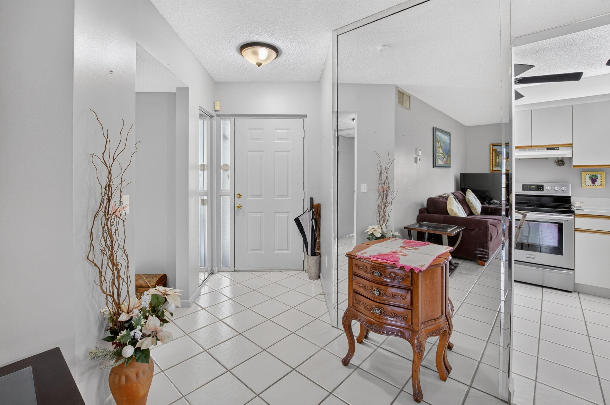 5267 Europa Drive # C — Photo 4