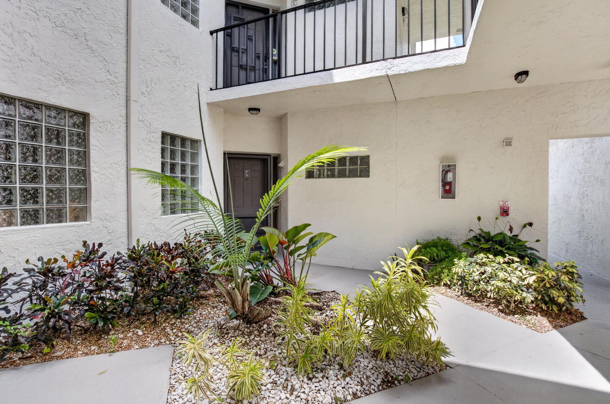 5267 Europa Drive # C — Photo 3