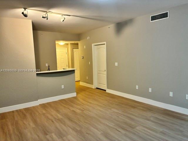 6001 SW 70th St # 322 — Photo 2