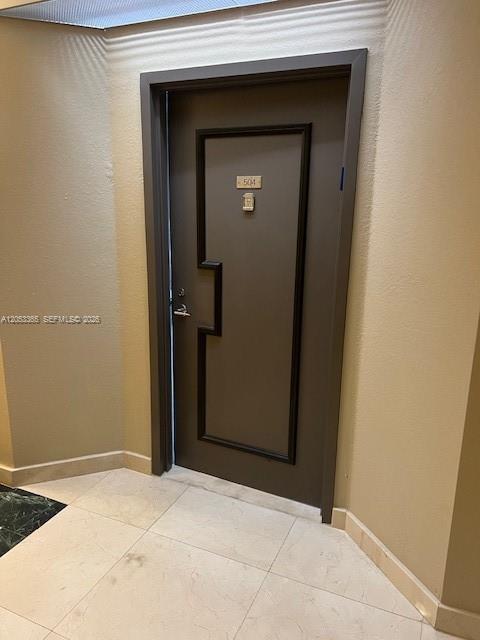 3600 Yacht Club Dr # 504, Aventura FL 33180