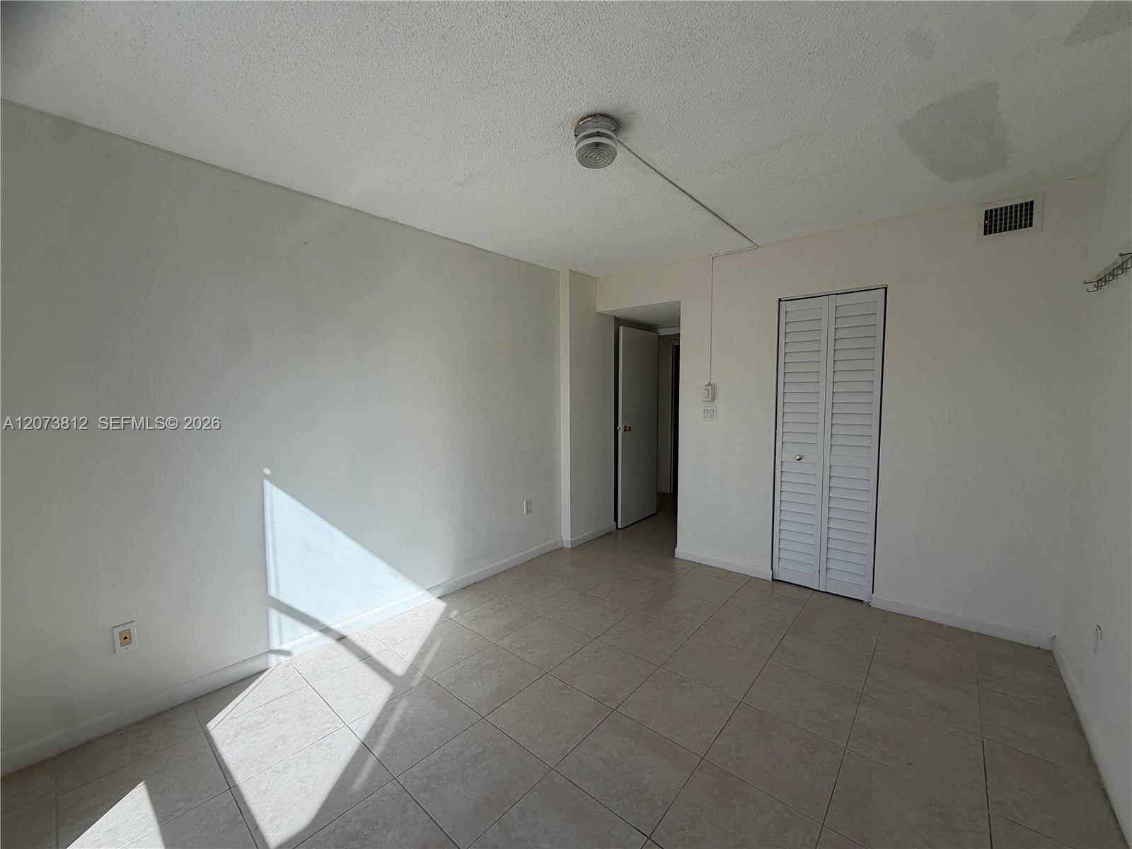 16851 NE 23rd Ave # B214 — Photo 4