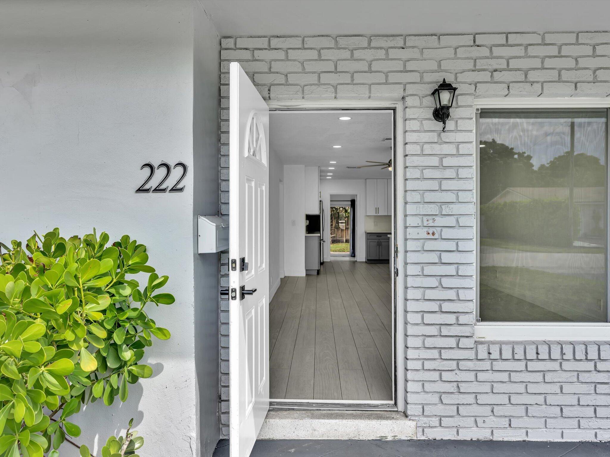222 NE 9th Avenue — Photo 4