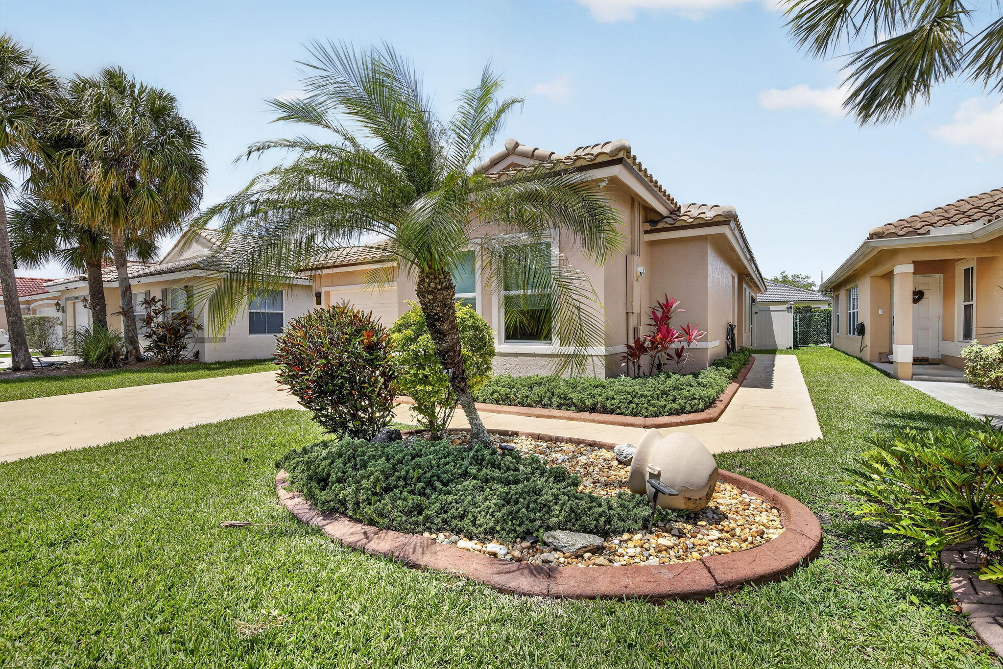 20869 NW 17th Street — Photo 4