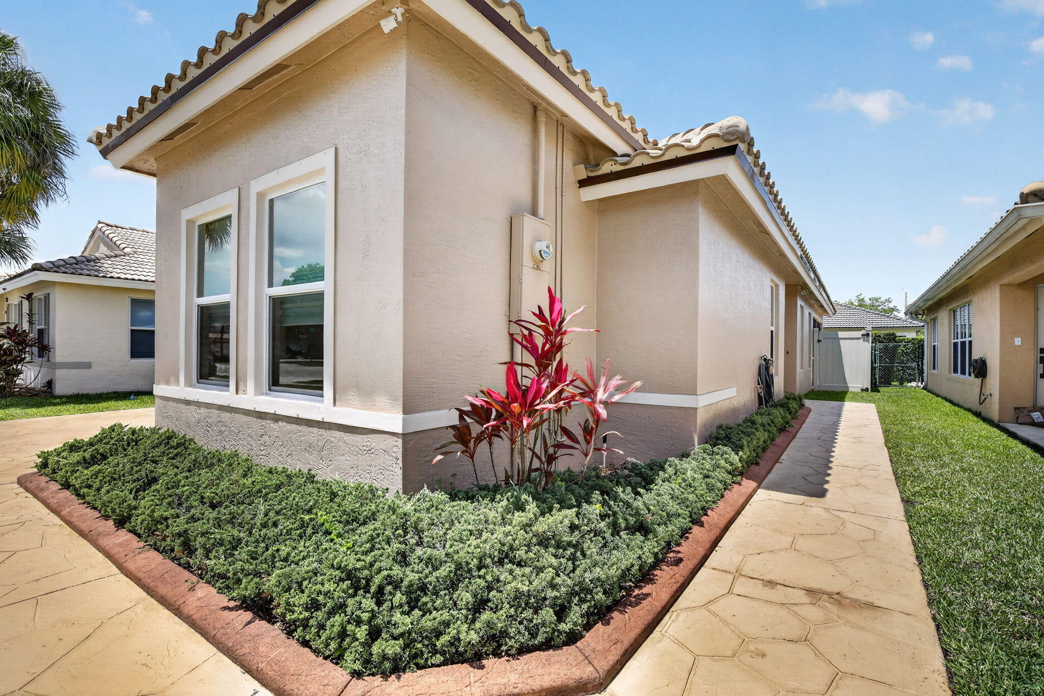 20869 NW 17th Street — Photo 5