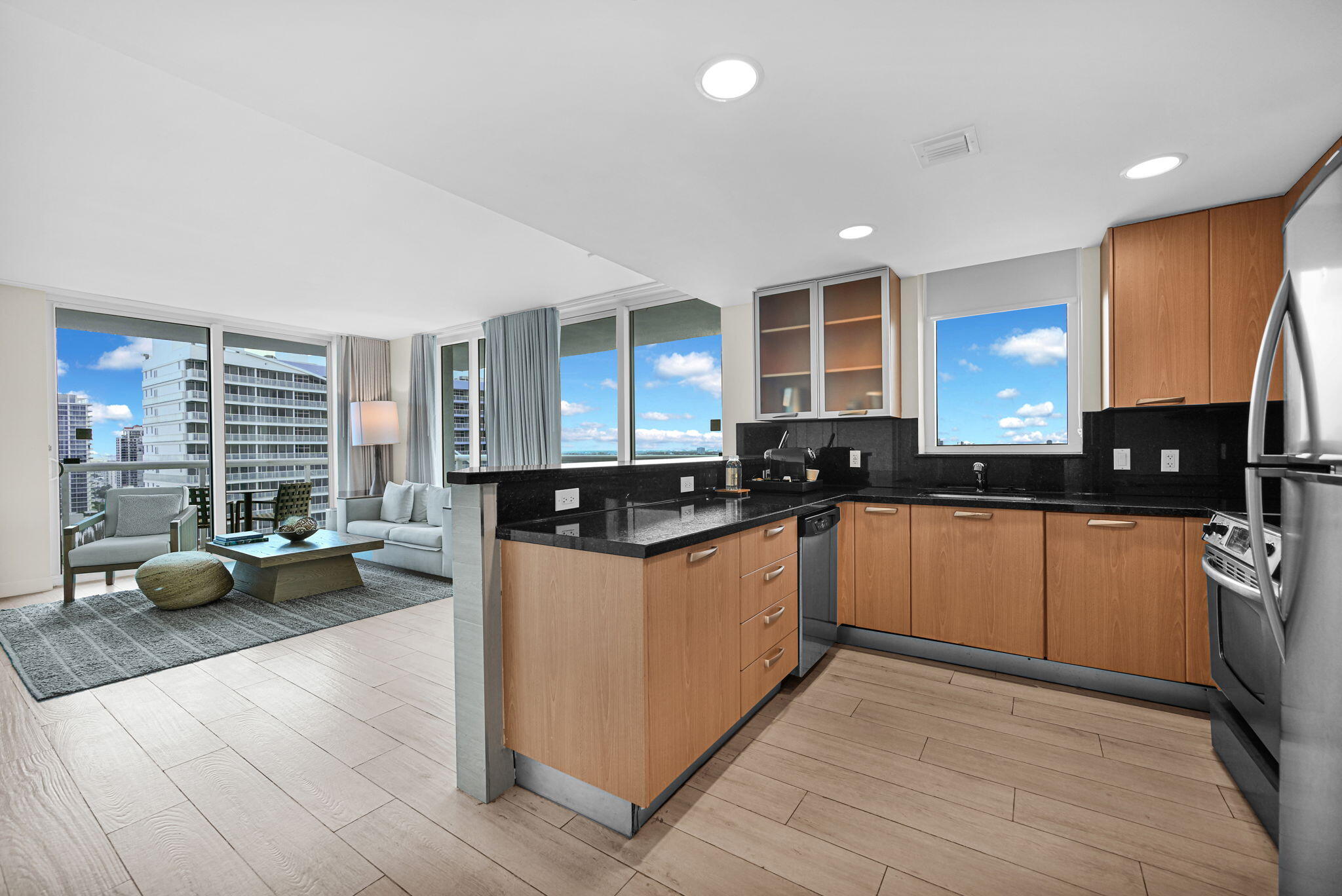 505 N Fort Lauderdale Beach Boulevard # 2101 — Photo 2