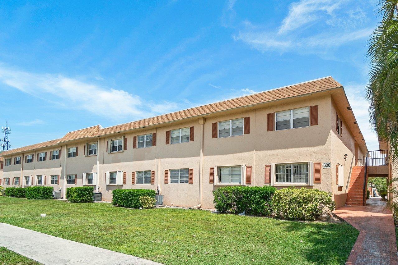 600 SW 2nd 2390 Avenue # 2390, Boca Raton FL 33432