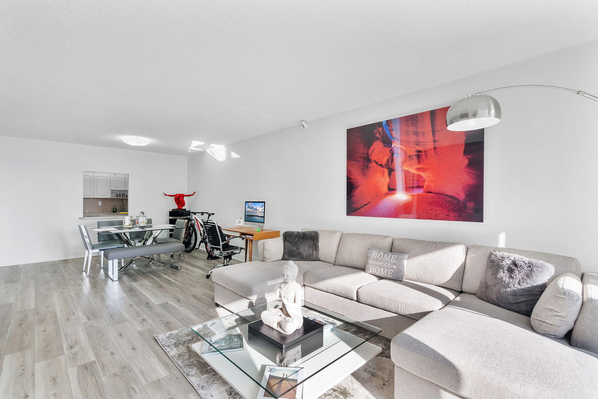 19380 Collins Avenue # 523 View 2