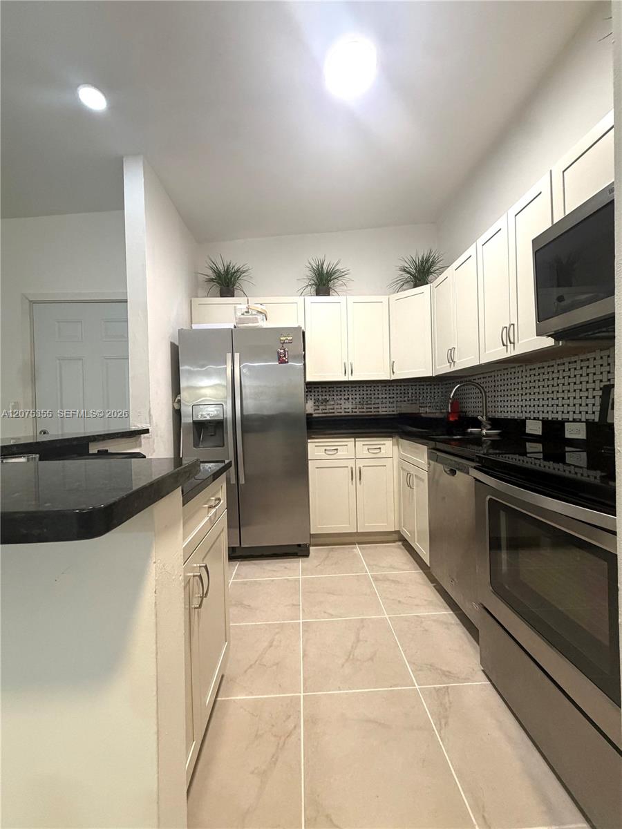 761 NE 199th St # 202 — Photo 5