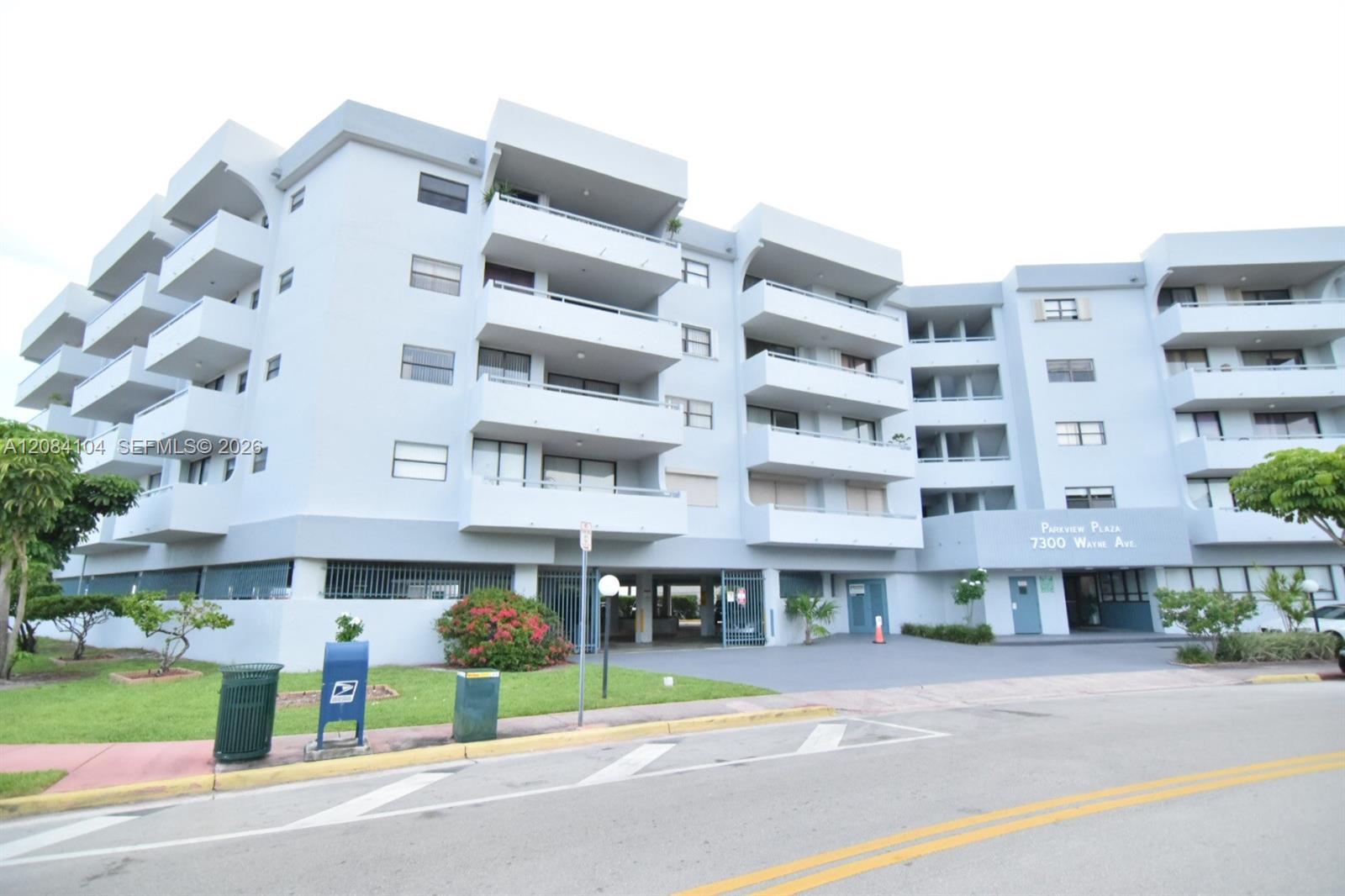 7300 Wayne Ave # 419, Miami Beach FL 33141