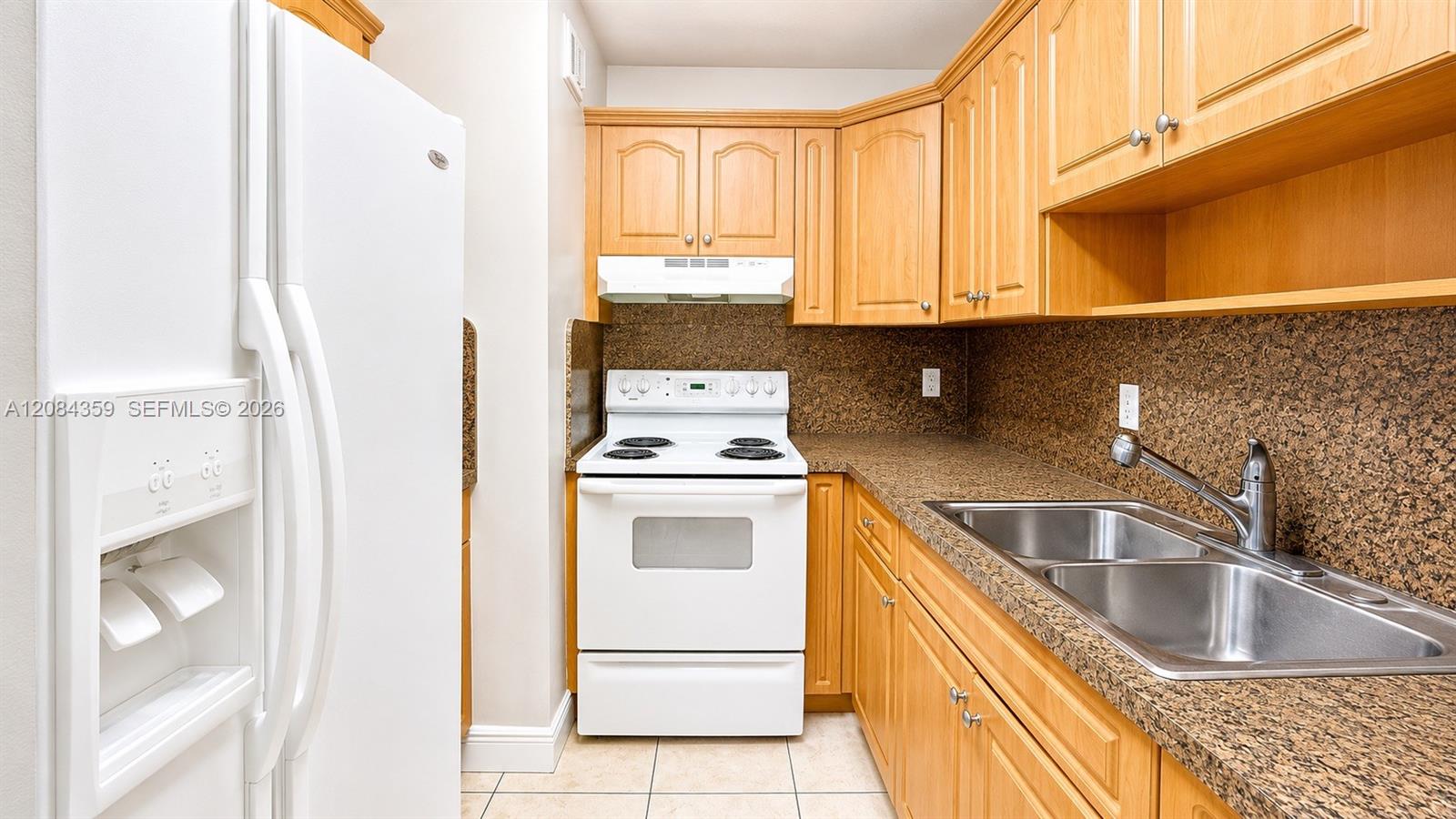 9100 SW 137th Ter # 3 — Photo 5