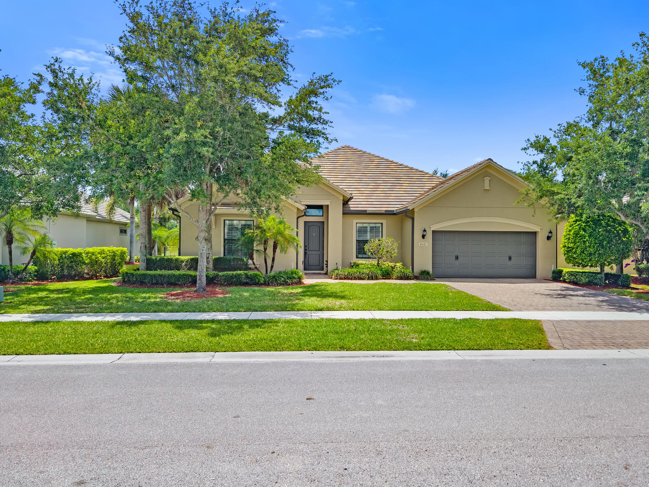 4591 Siena Circle — Photo 2