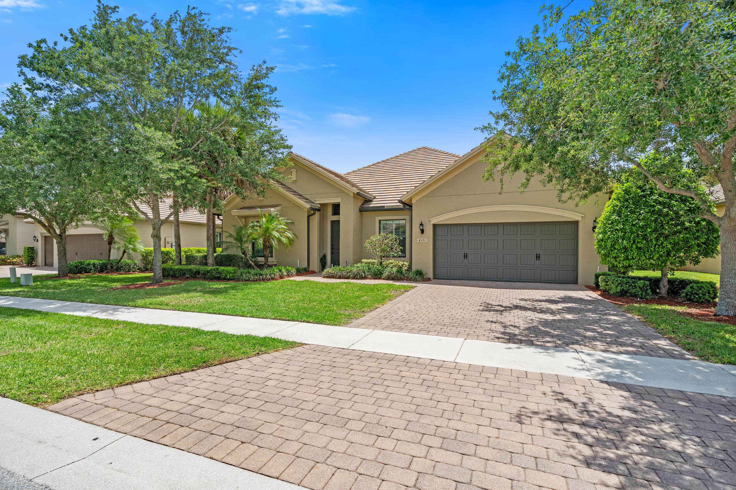 4591 Siena Circle — Photo 3