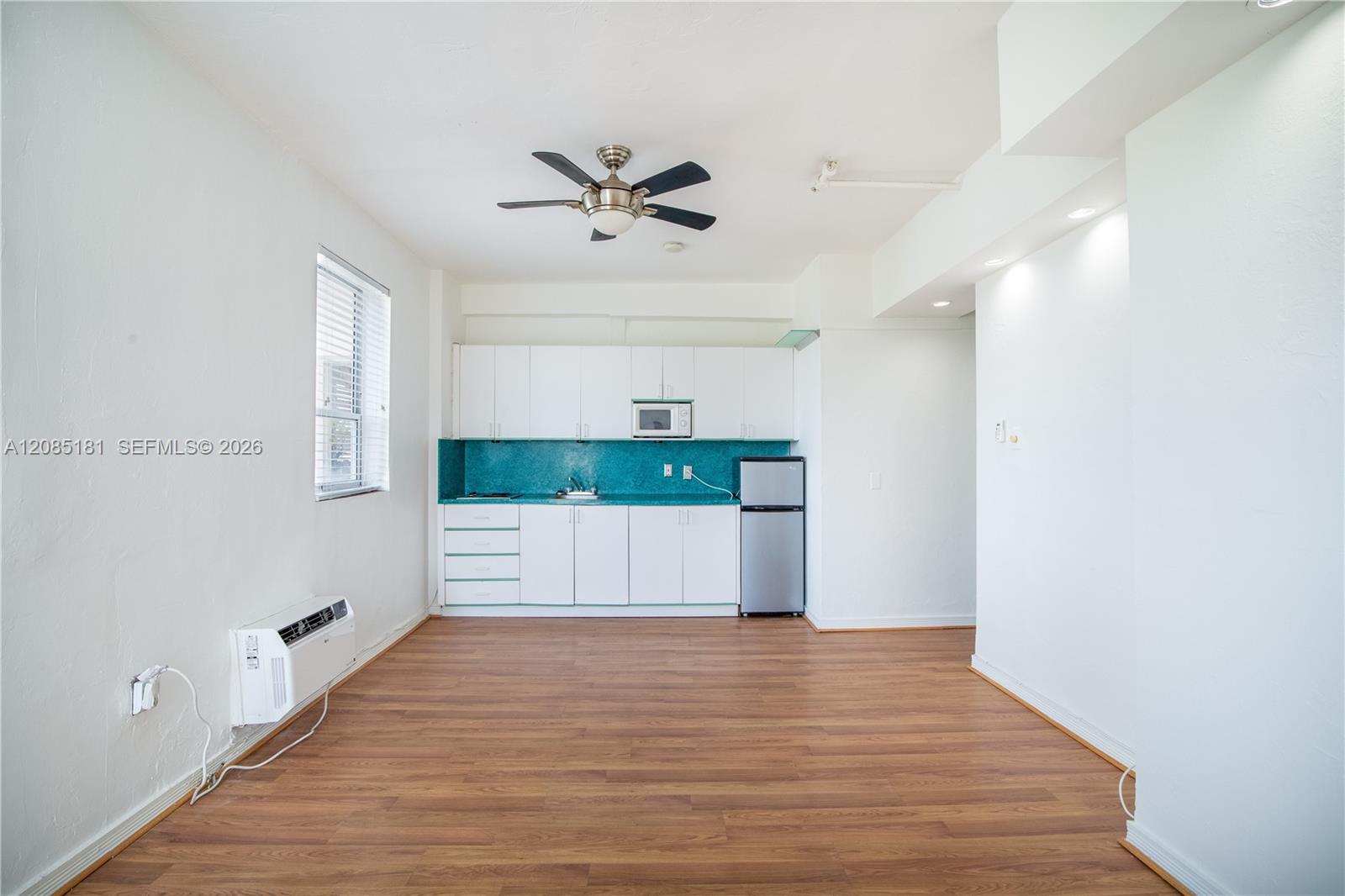 255 W 24th St # 436 — Photo 4