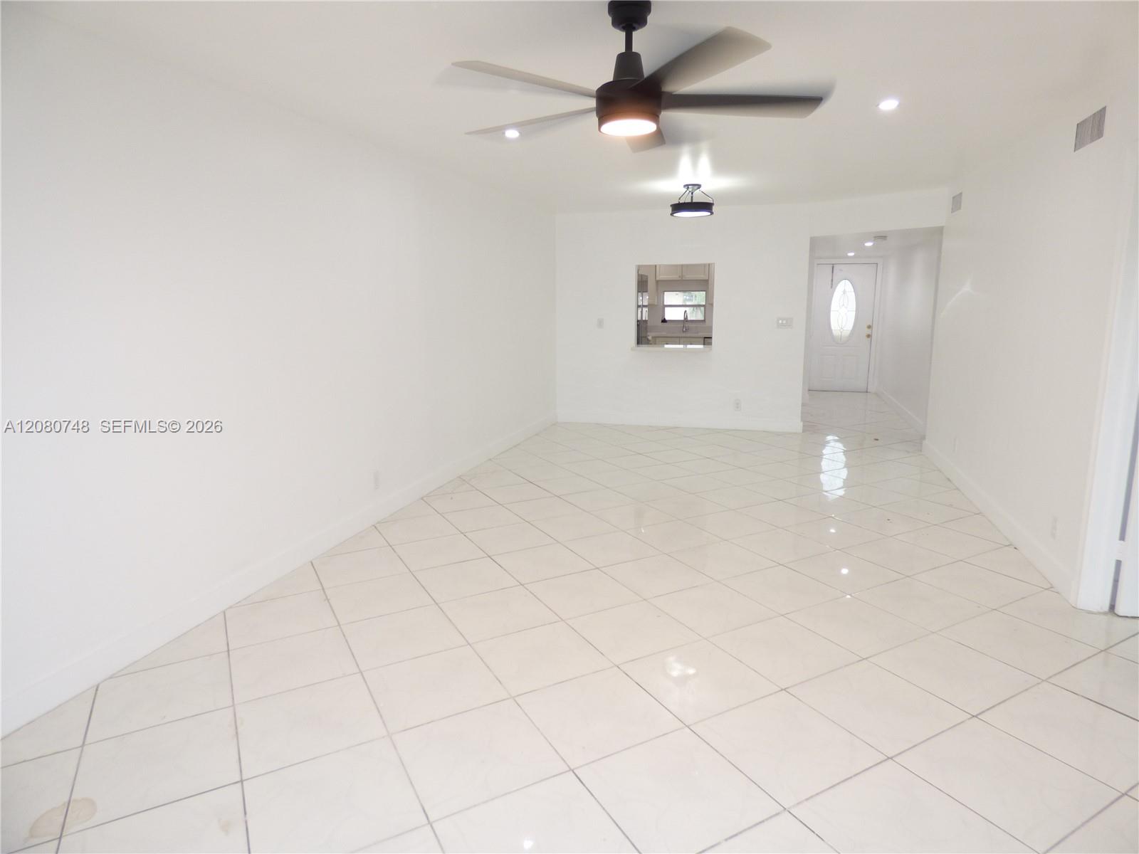 361 S Hollybrook Dr # 302 — Photo 5