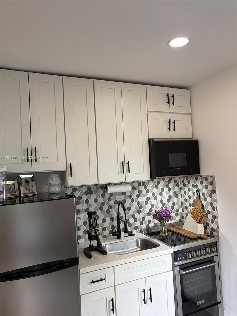 7128 Indian Creek Dr # 6 — Photo 2