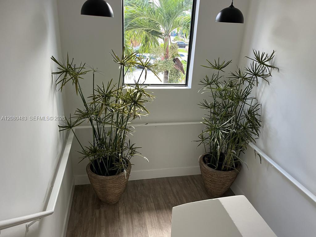 7128 Indian Creek Dr # 6 — Photo 3