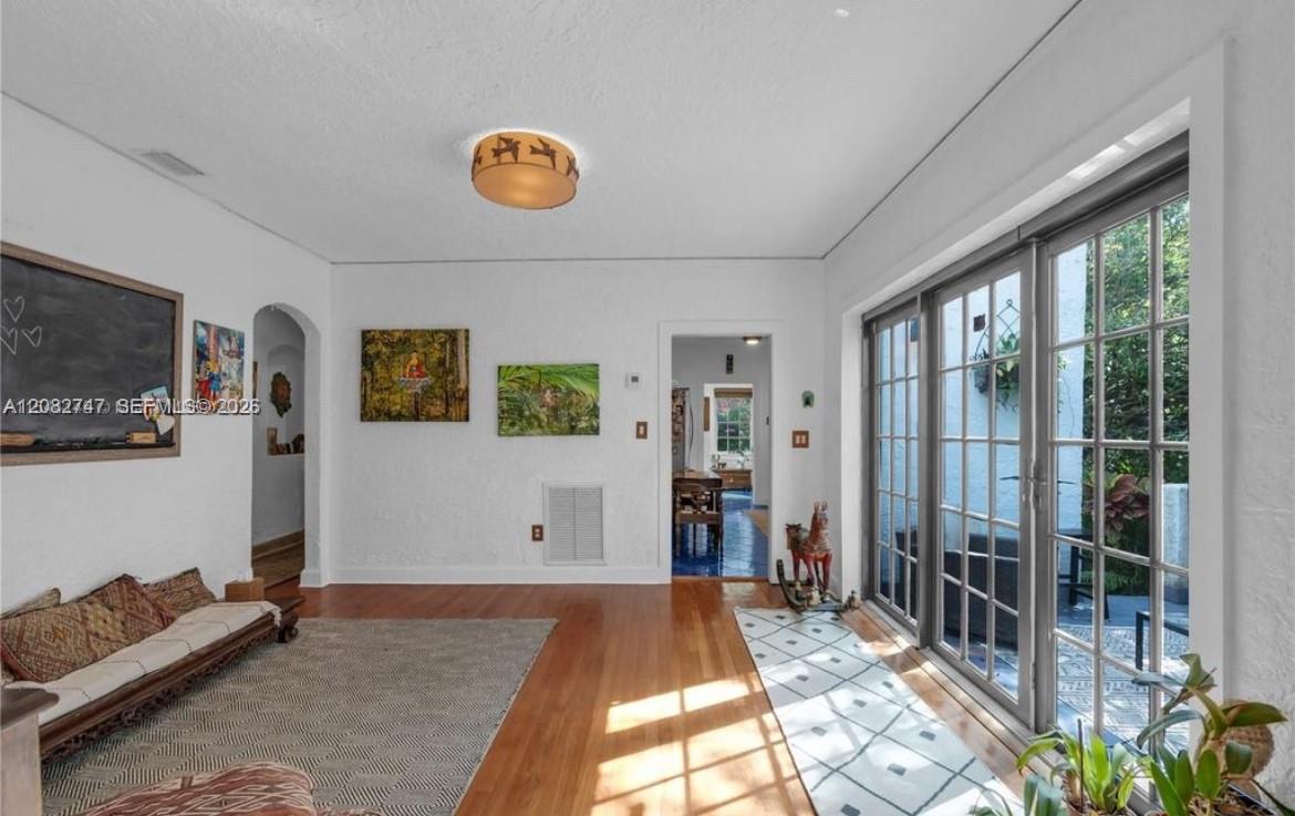 540 Majorca Ave — Photo 5
