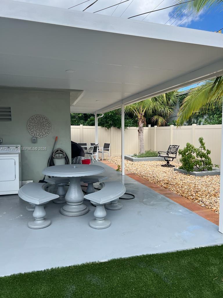 337 Phippen Waiters Rd — Photo 3