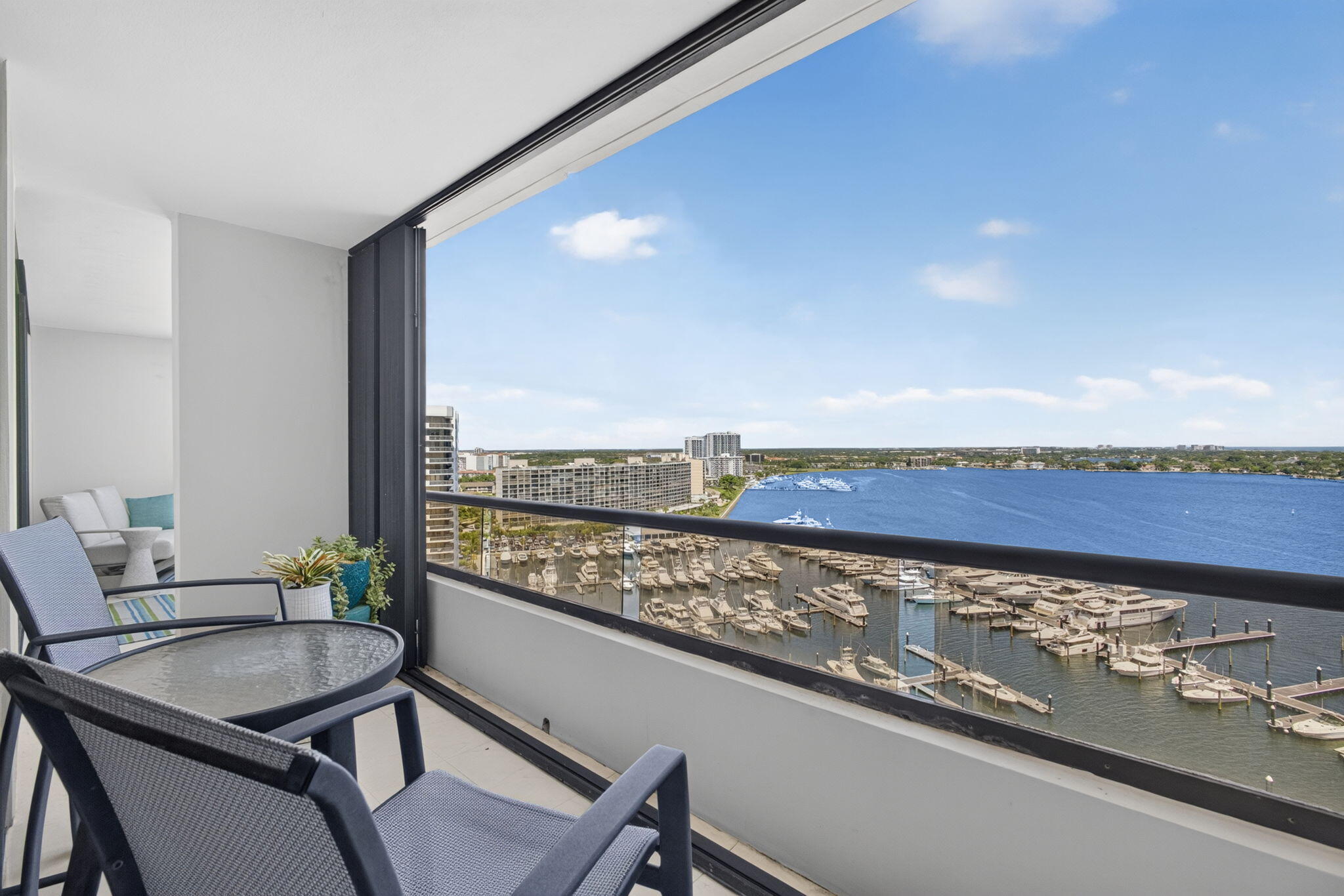 100 Lakeshore Drive # 1654 — Photo 2