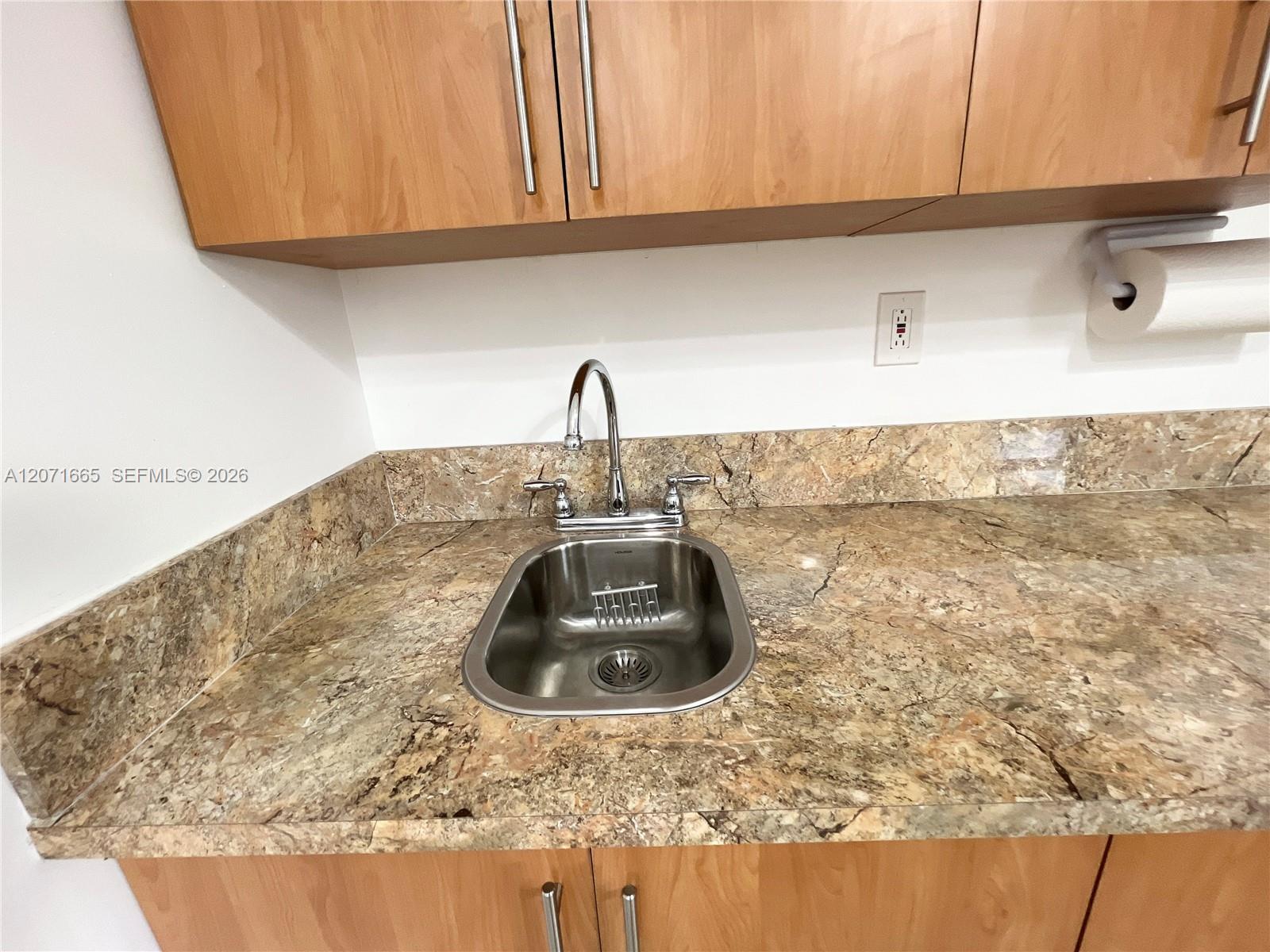 3054 NW 18TH ST # 2 View 4