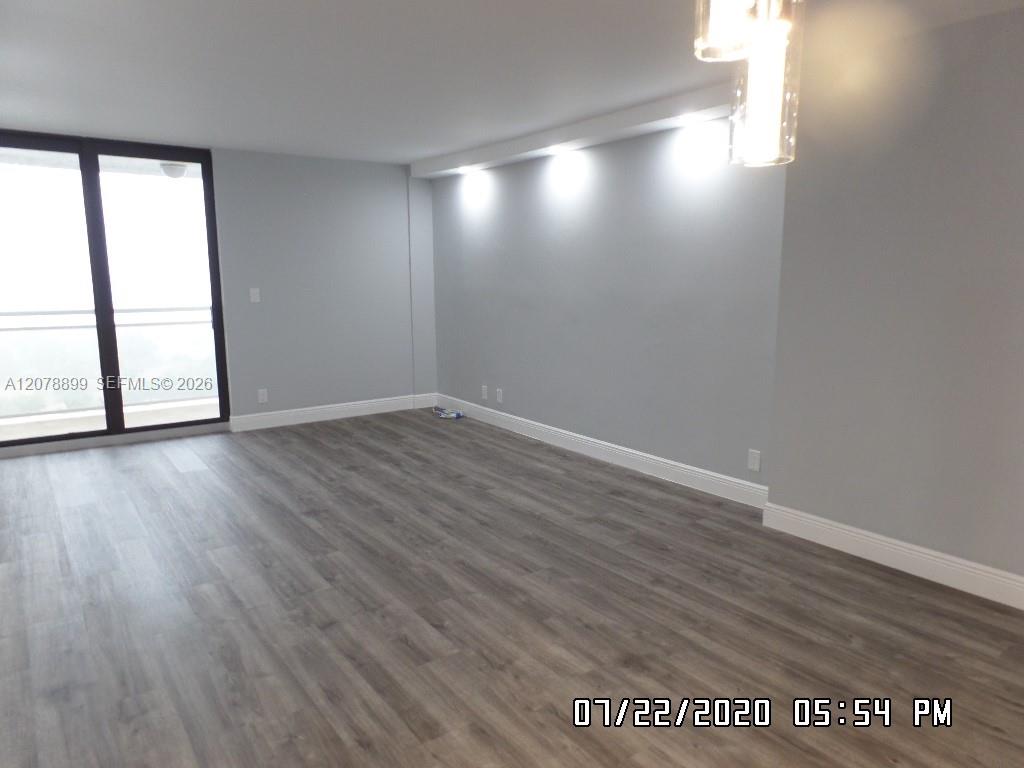 1600 S Ocean Dr # 18D — Photo 5
