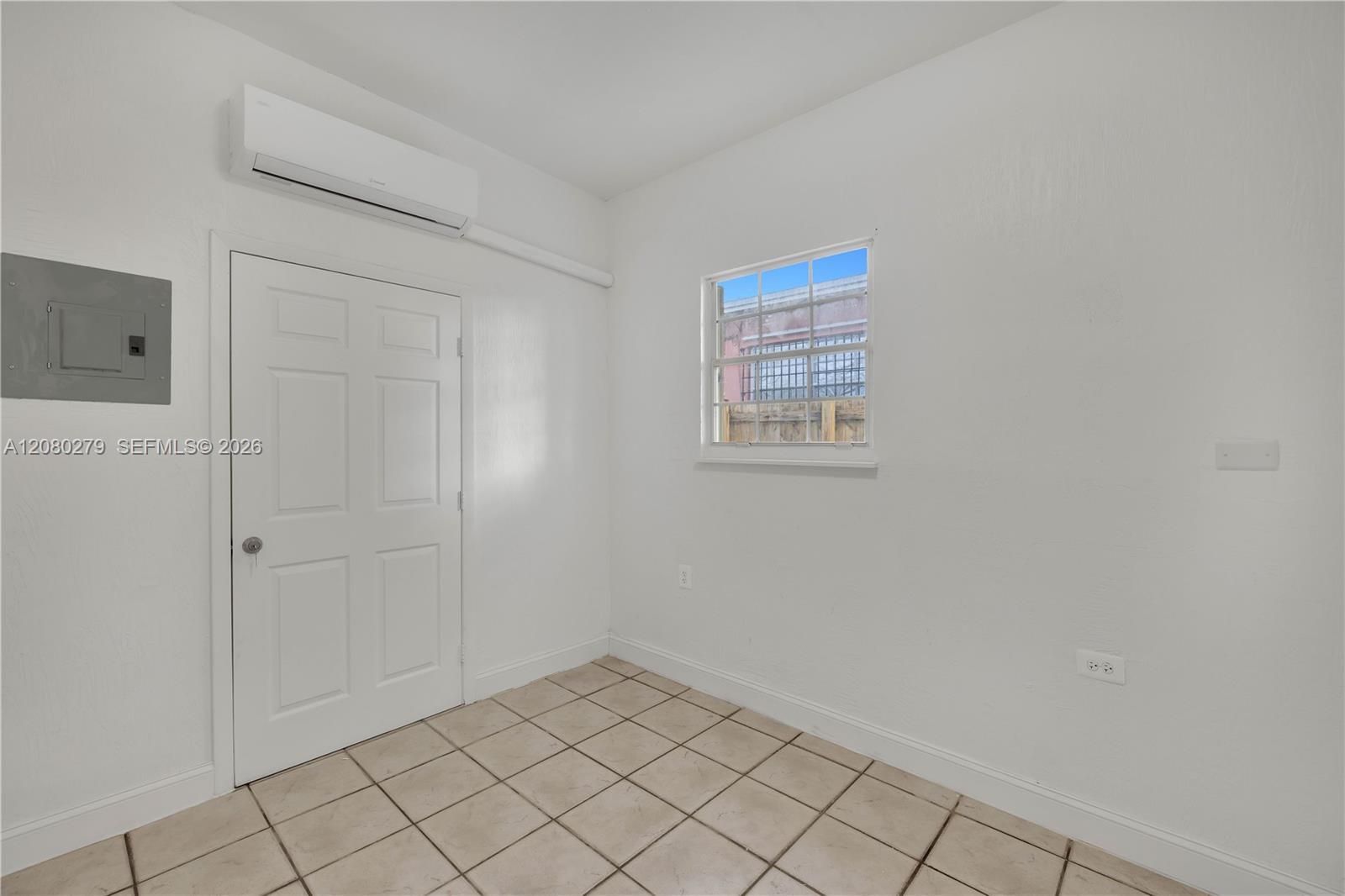 536 NW 25th Ave # C — Photo 4