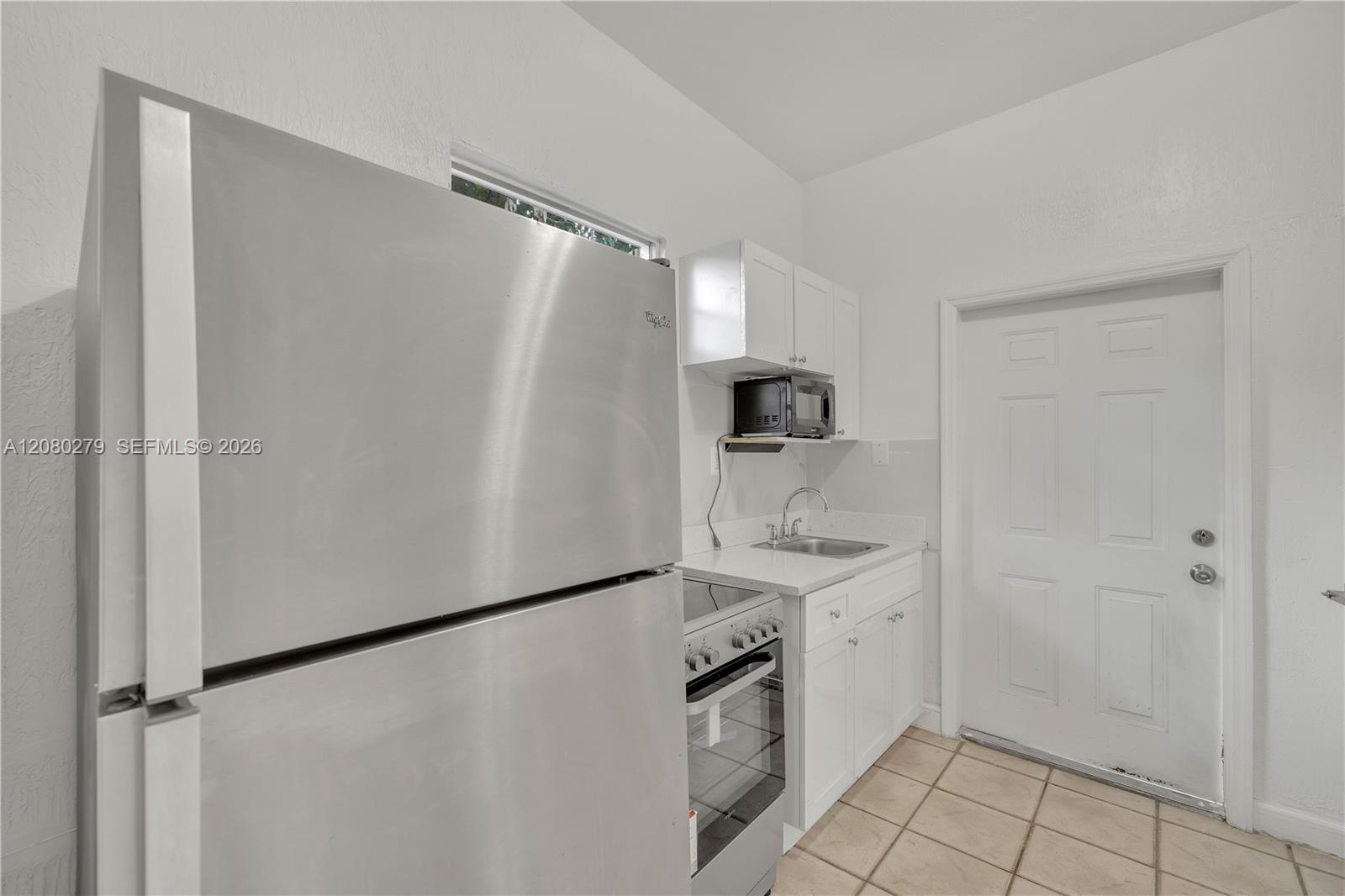 536 NW 25th Ave # C — Photo 5