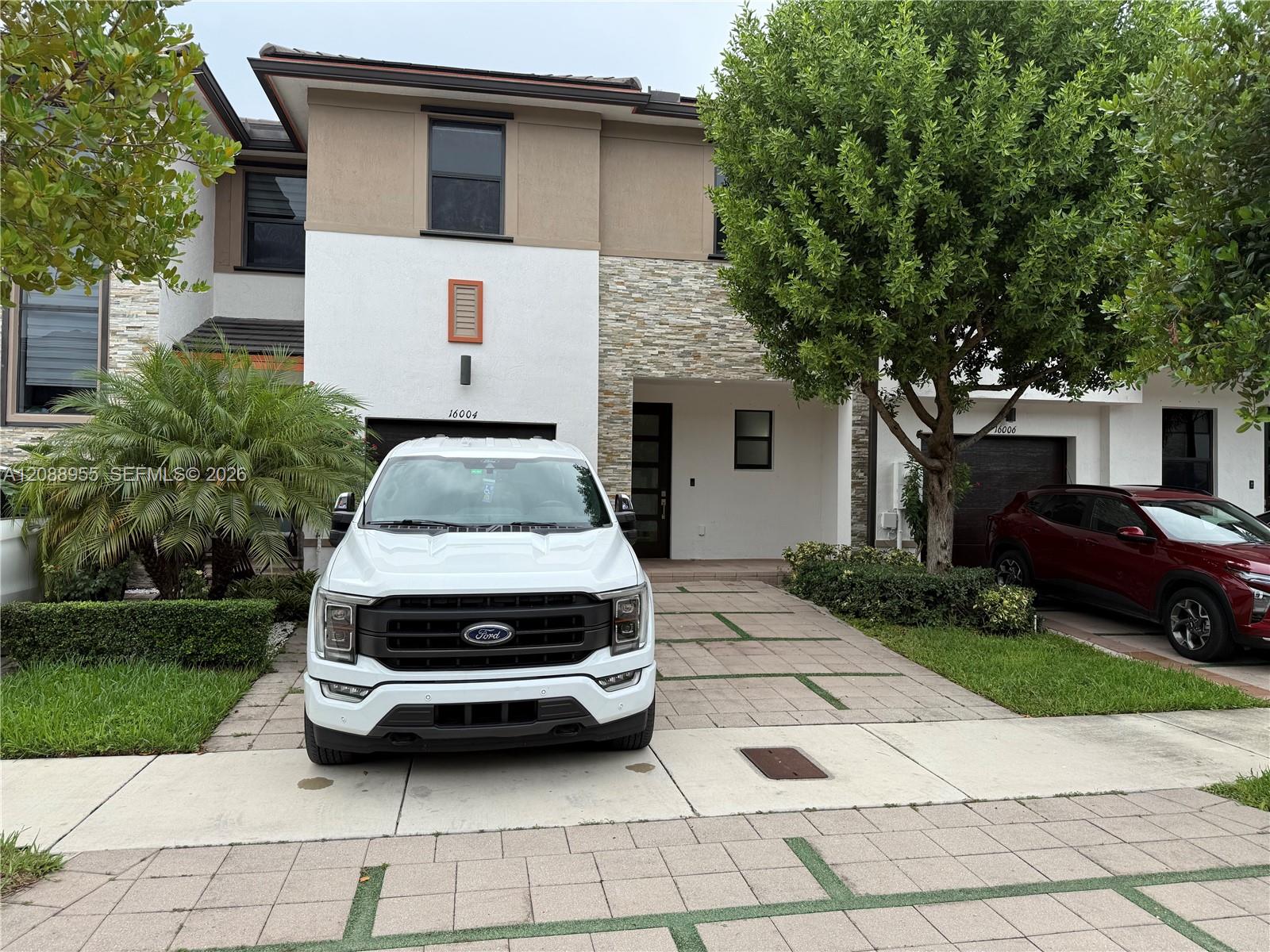 16004 NW 91st Ct, Miami Lakes FL 33018