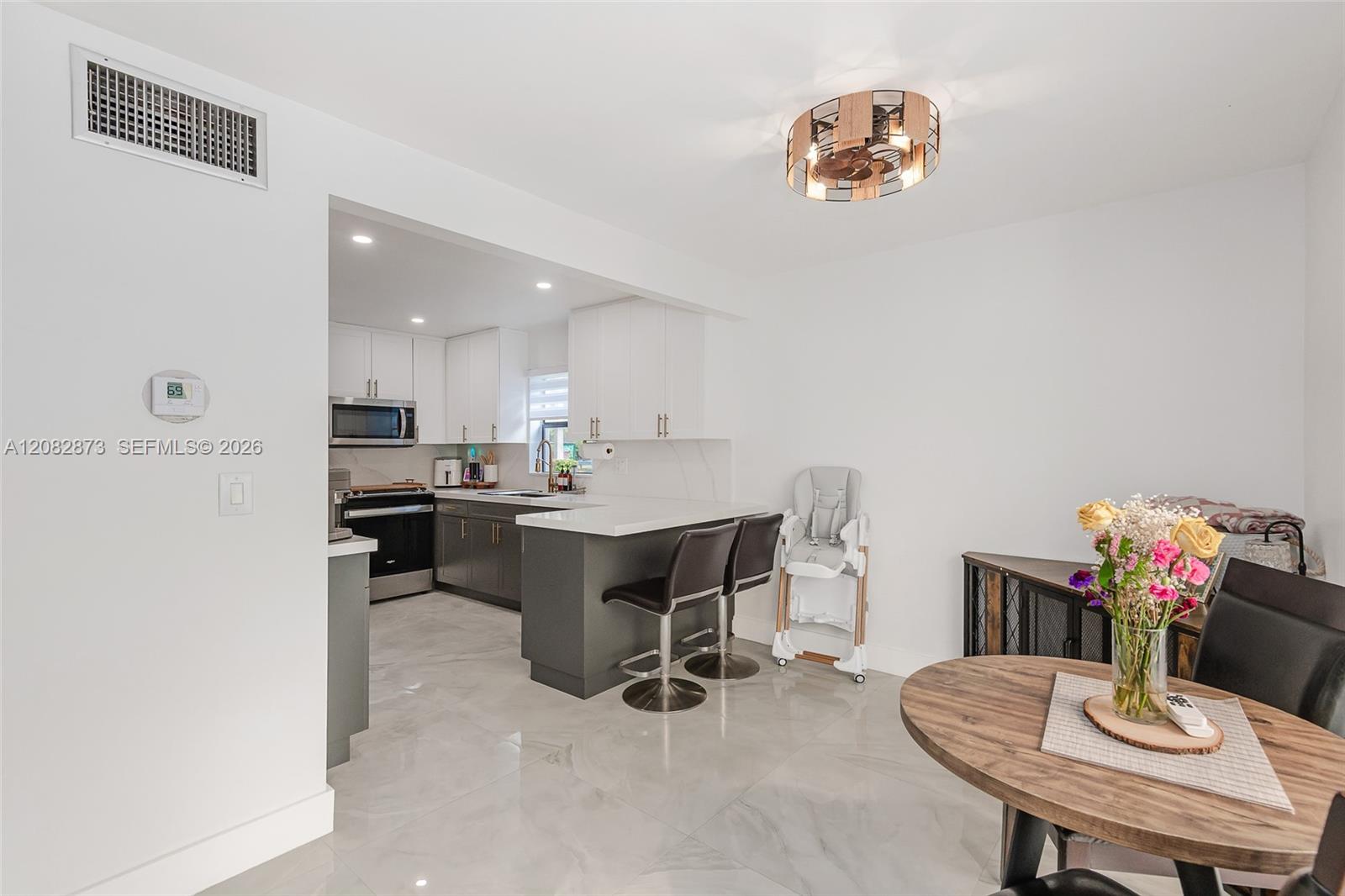 7101 SW 113th Ave — Photo 4
