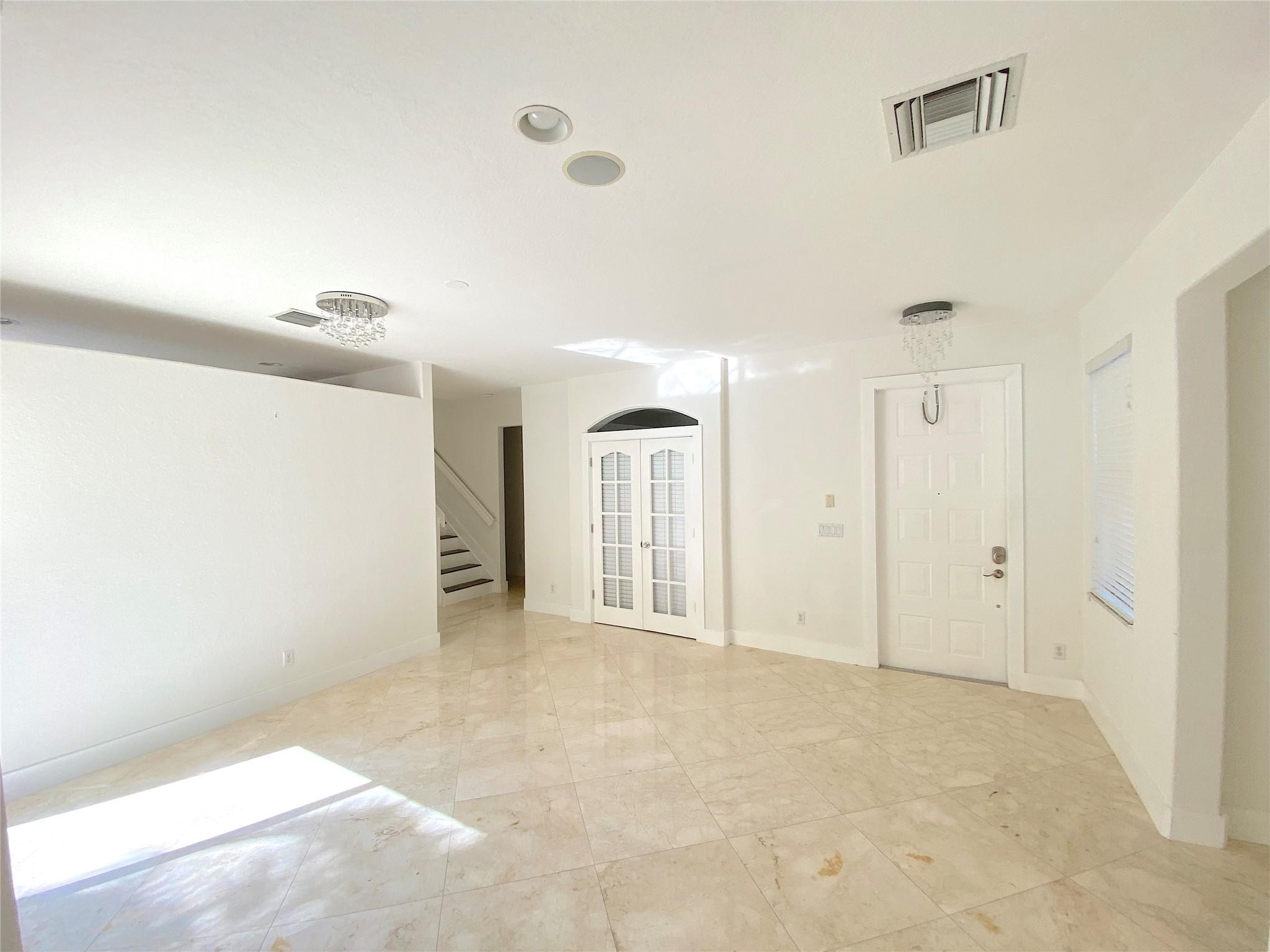 5830 NW 119TH Drive — Photo 5