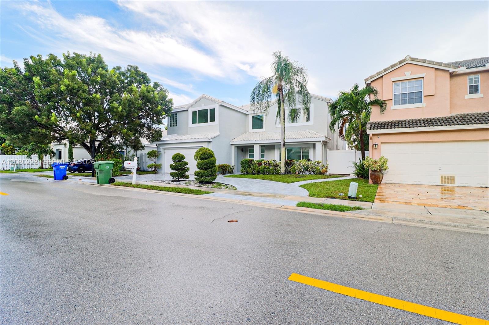 10262 SW 9th Ln — Photo 5