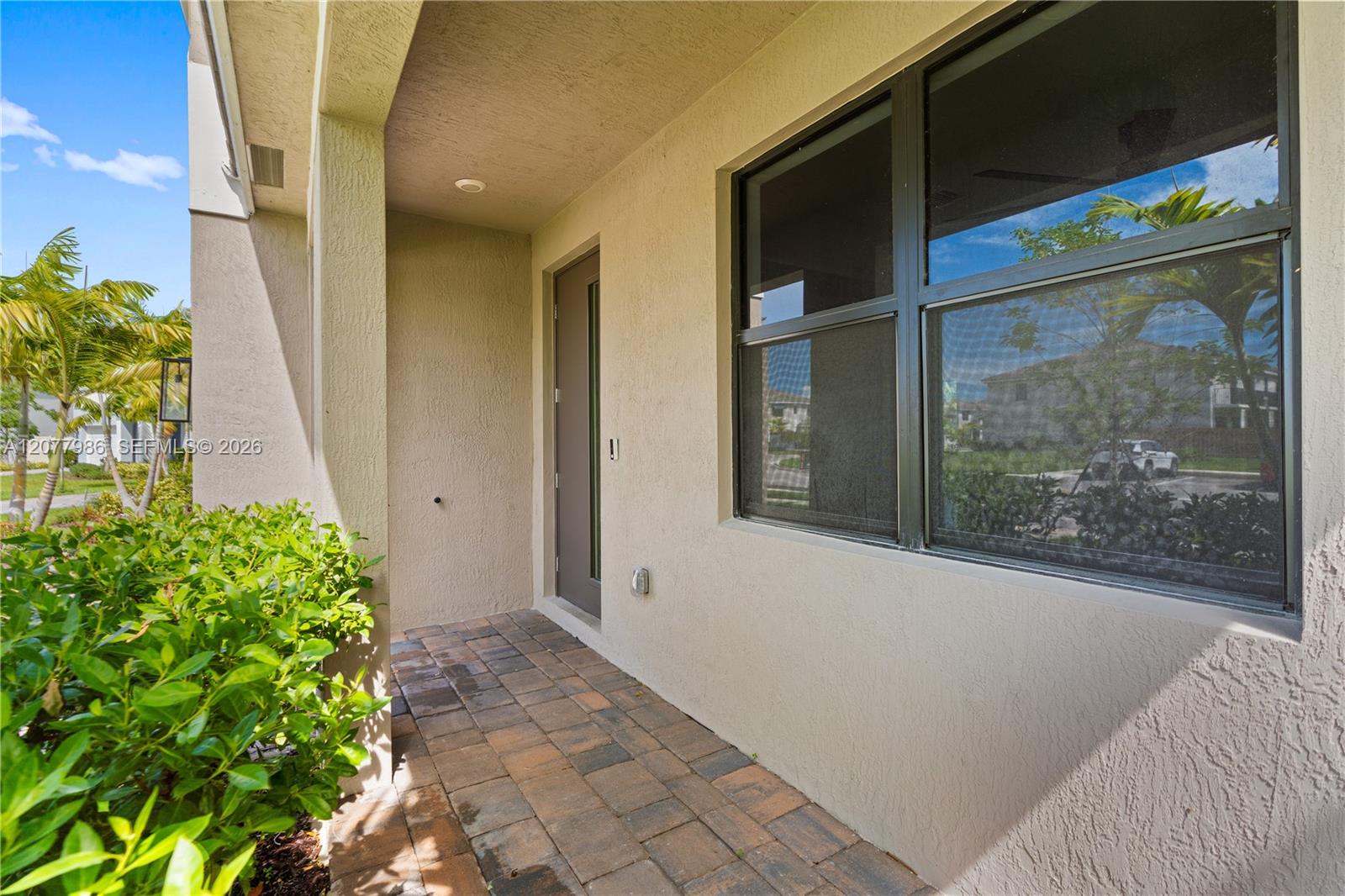 1325 NE 2nd Ct — Photo 4