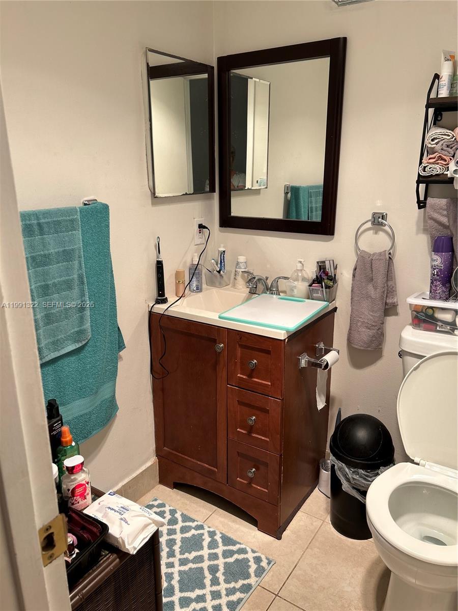 181 Newport K # 181 — Photo 5