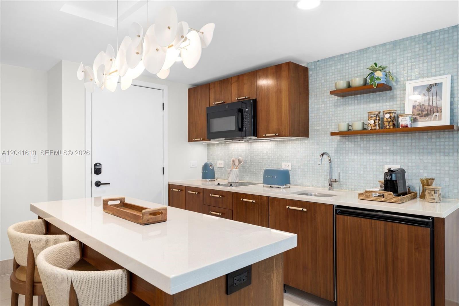 6801 Collins Ave # 606 — Photo 3