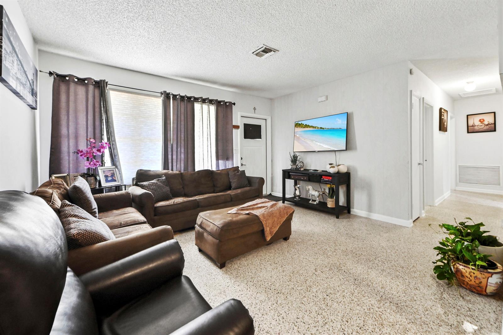 05 Living room 03