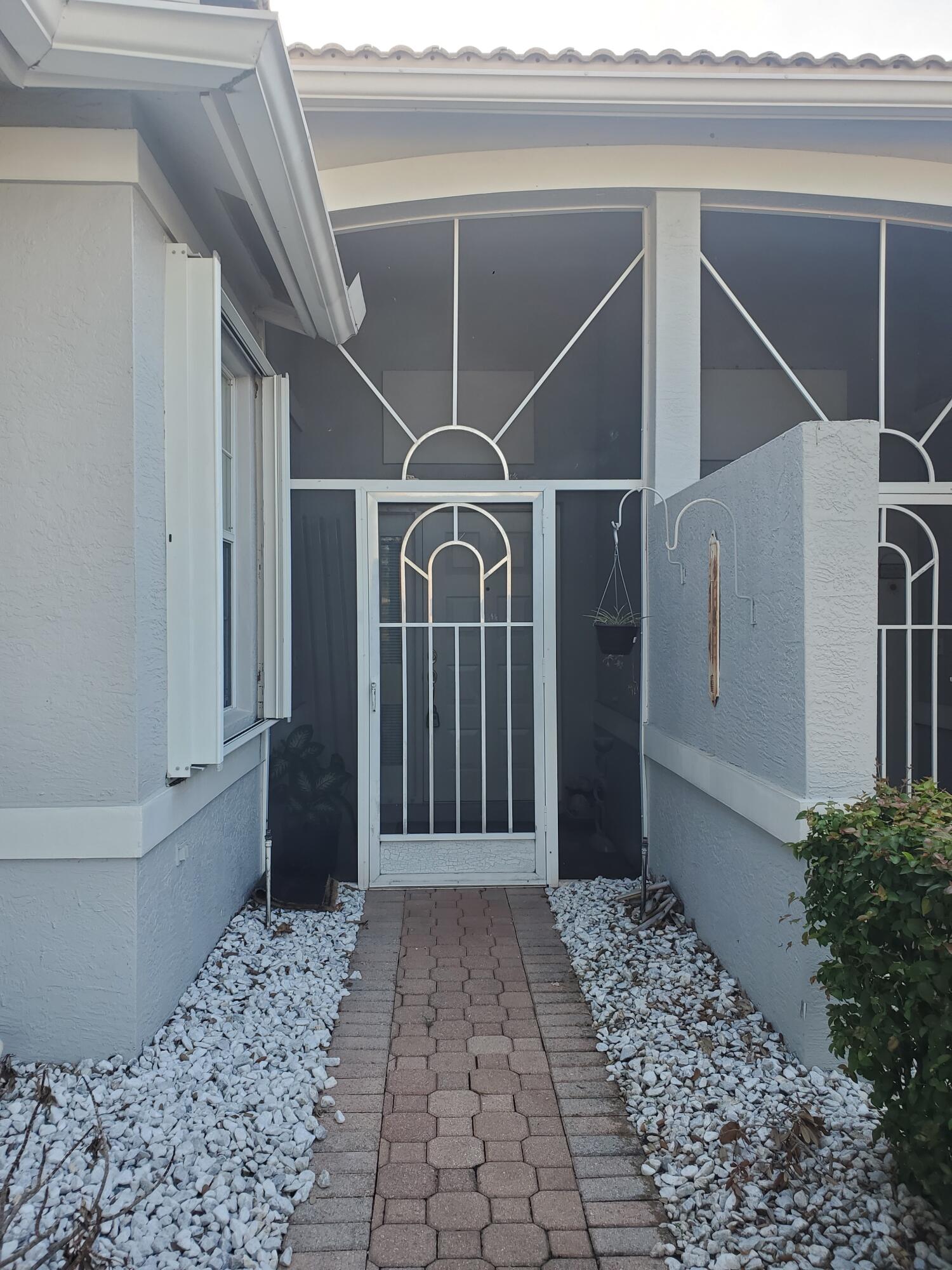 10724 ROYAL CARIBBEAN Circle — Photo 5