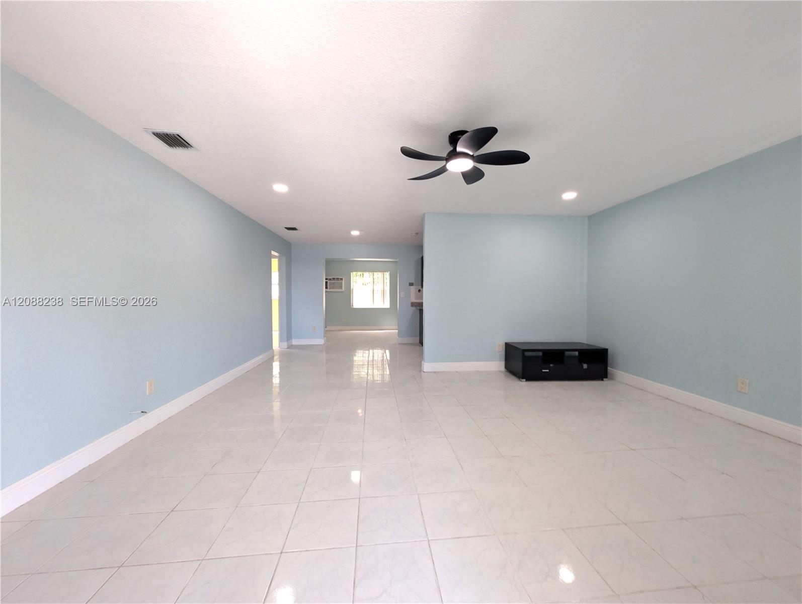 2912 Sunshine Blvd — Photo 3