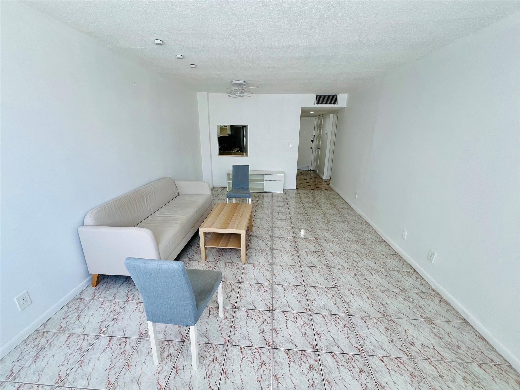 211 NE 8TH Avenue # 212 — Photo 3