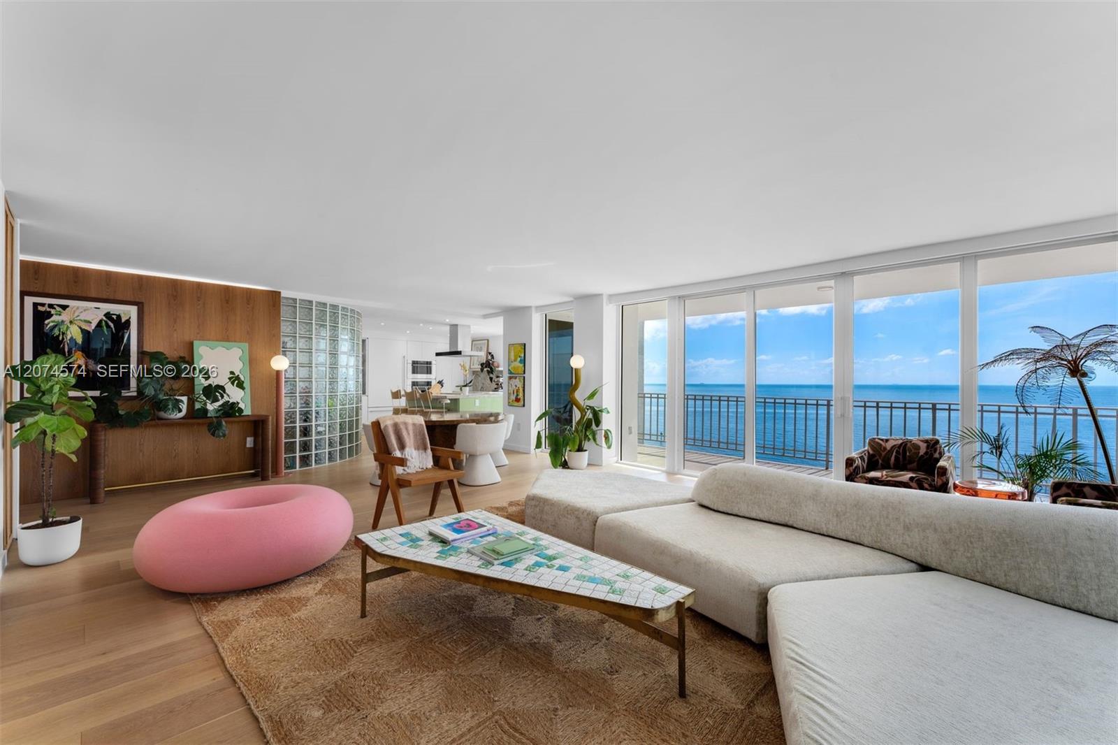 881 Ocean Dr # 10A — Photo 2